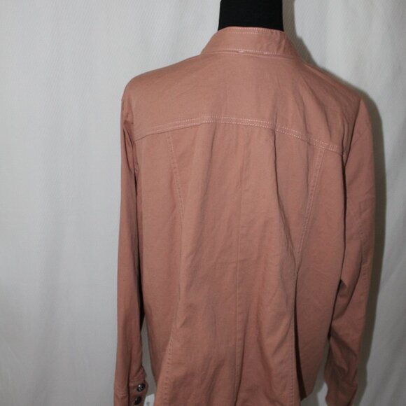 FALL SALE! WESTPORT Pink Coat of Arms Buttons Hook Eye Closures 2x NWT's - Picture 8 of 14